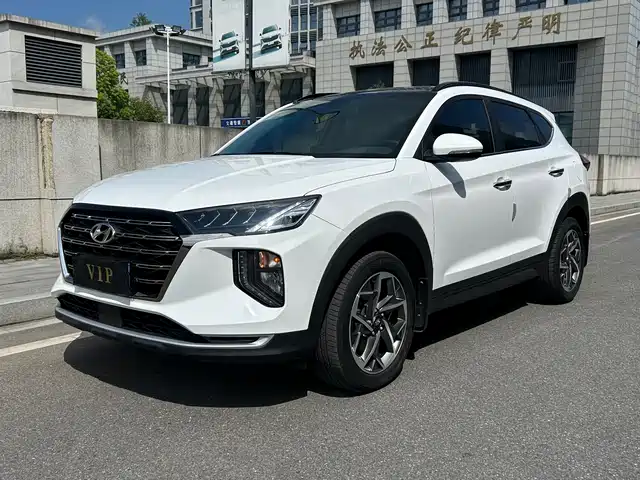 Hyundai Tucson 280TGDi, моноприводный, GLS, Стиль, экокласс Китай VI