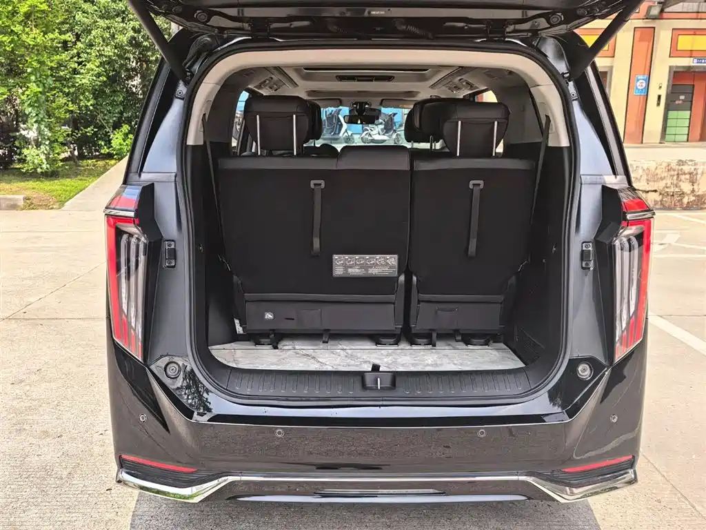 GAC Trumpchi Trumpchi M8 2023 Model Master Series Hybrid Ultimate Edition фото 15