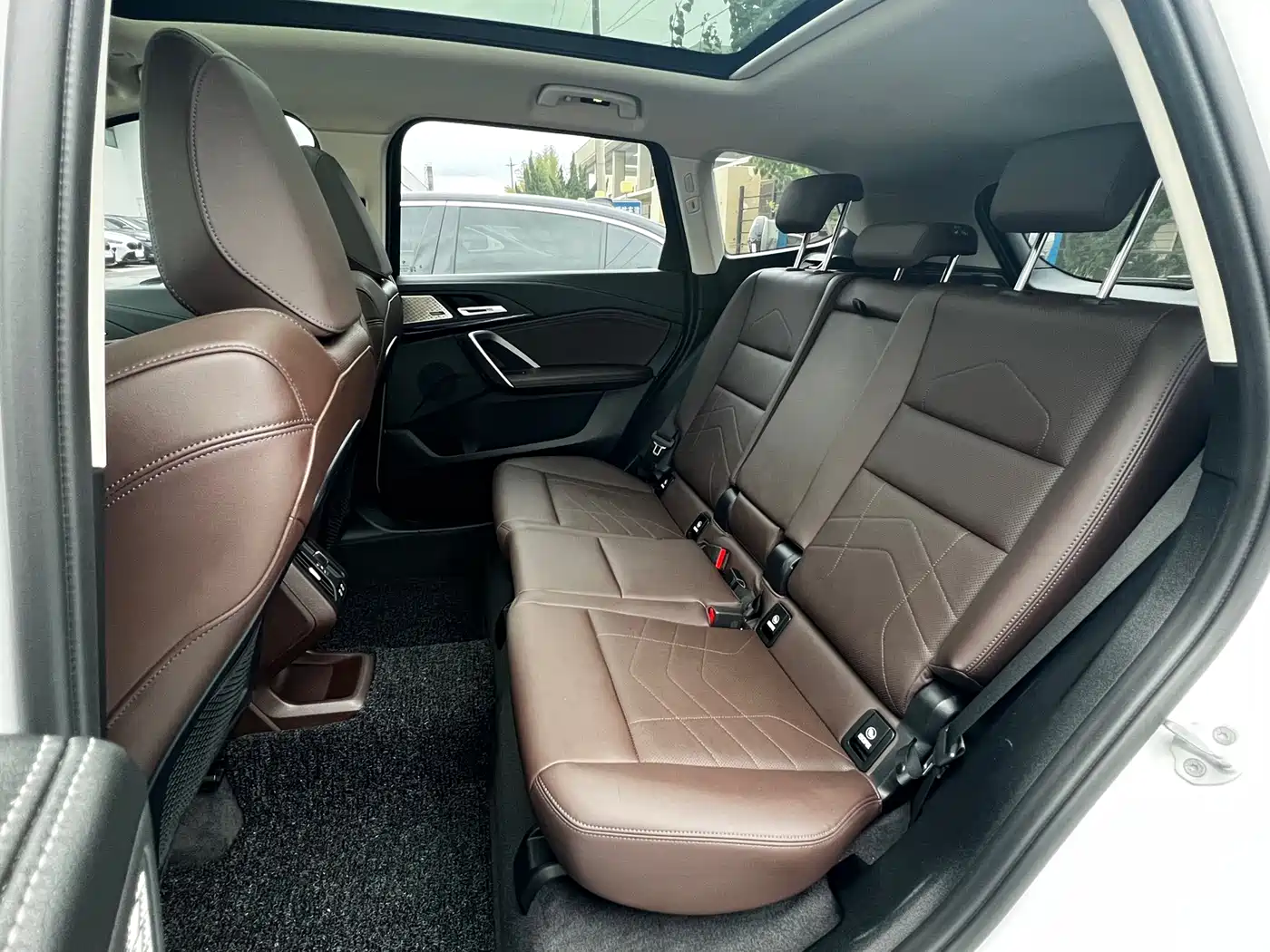BMW X1 2024 sDrive25Li X Design Package фото 8