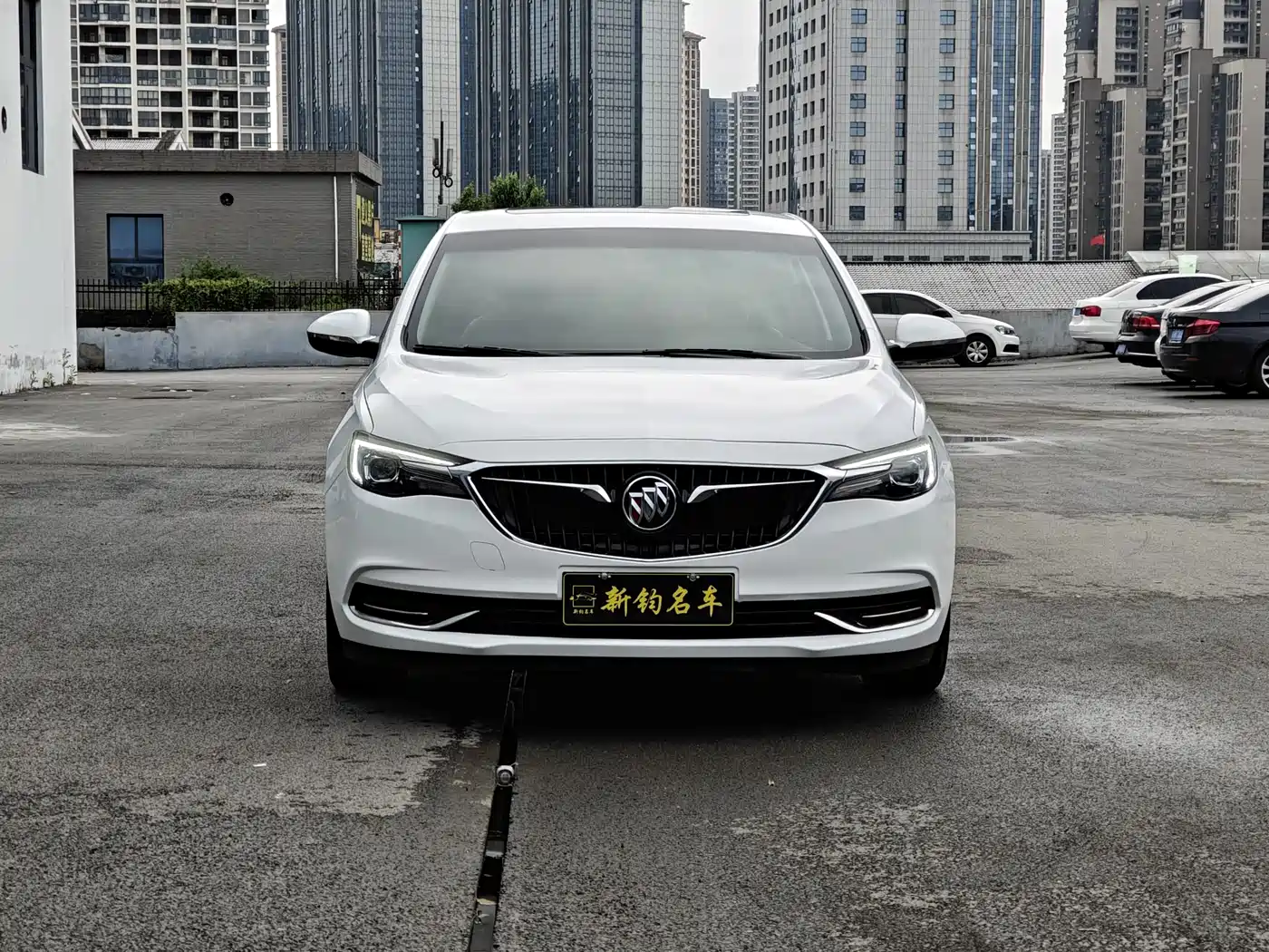 Buick Excelle 2021 Exemplar 1.5L Auto Elite фото 2