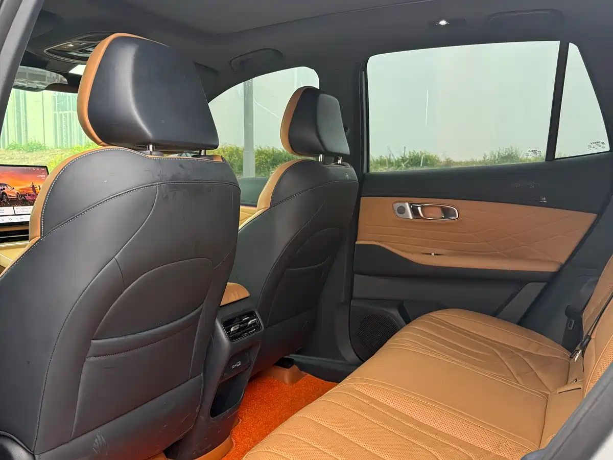 CHANGAN UNI Z NEW ENERGY