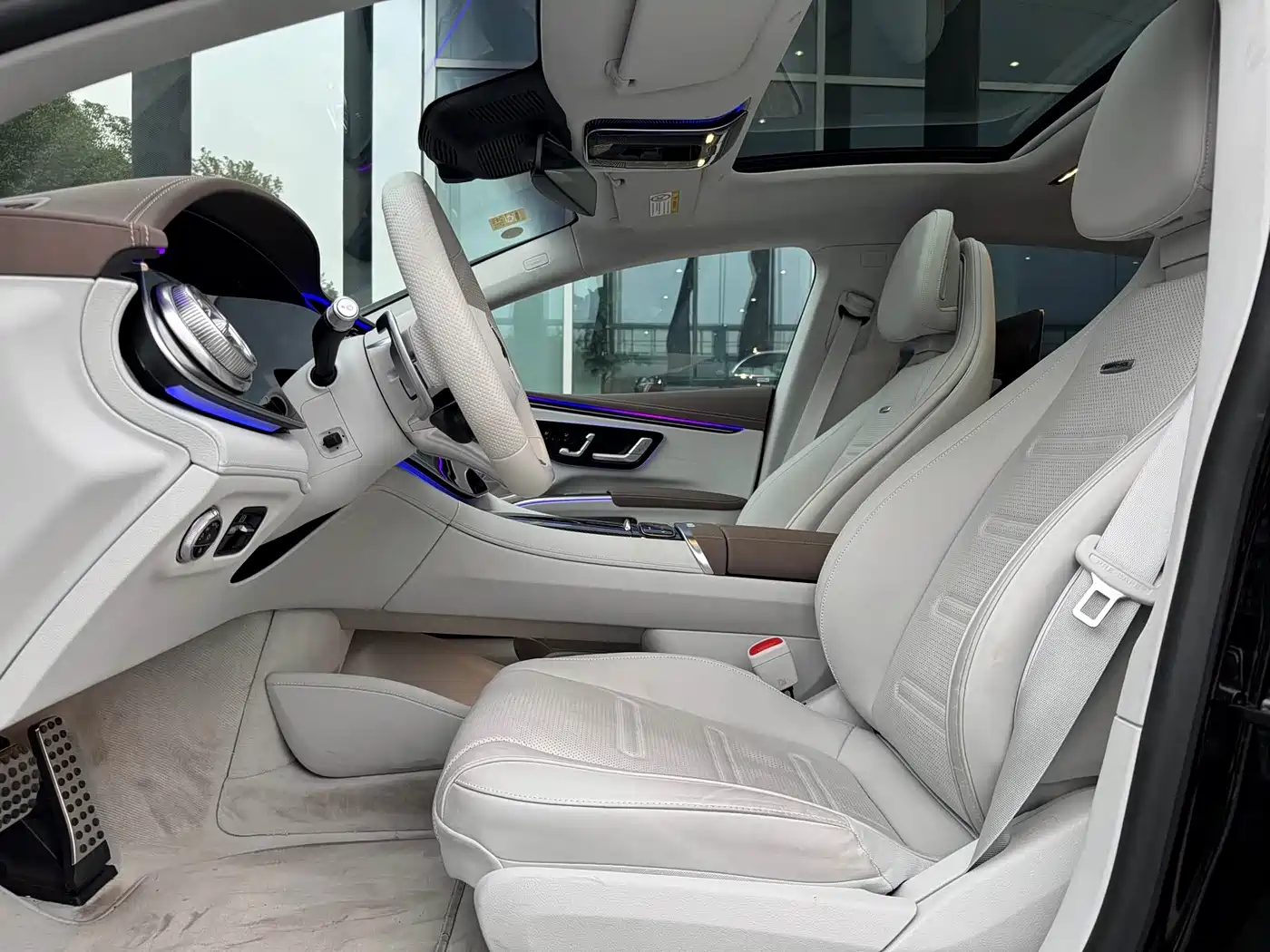 MERCEDES-BENZ EQS AMG