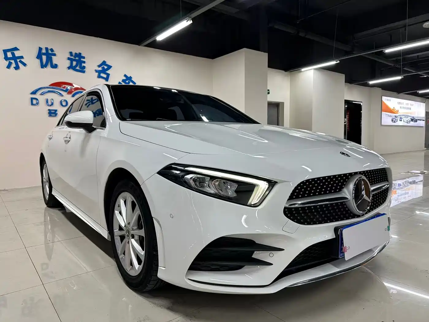 Mercedes-Benz A-Class 2020 Facelift A 200 L Sport Sedan Fashion фото 3