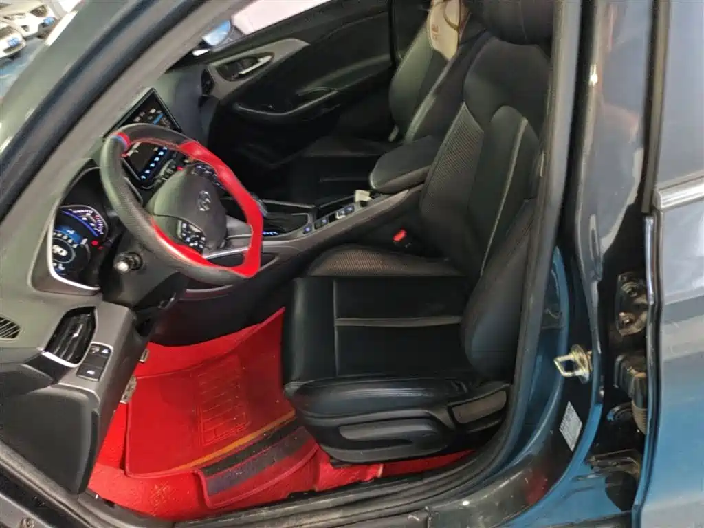 Hyundai Fista 2019 280TGDi Sport Edition China VI фото 15
