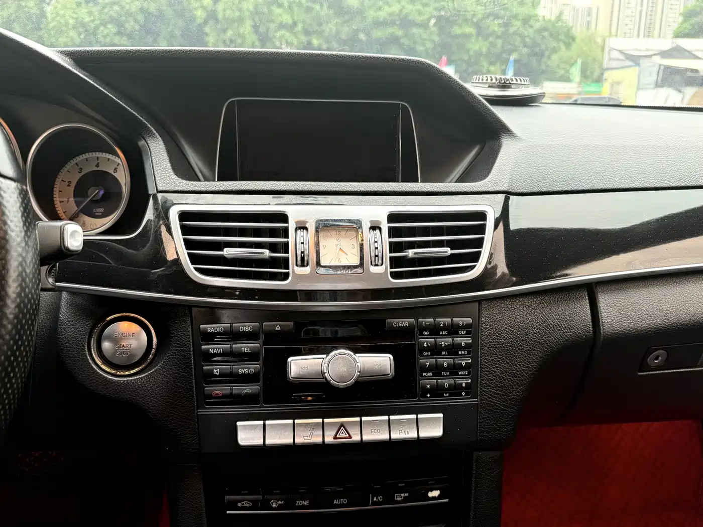 Mercedes-Benz E-Class 2015 E 260 L Sport фото 6