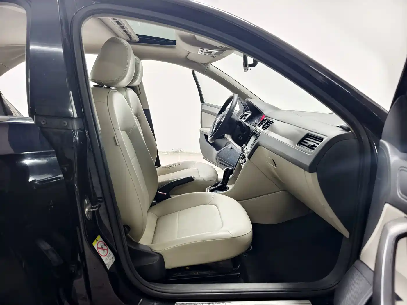 Volkswagen Santana 2013 2013 1.6L Automatic Comfort Edition