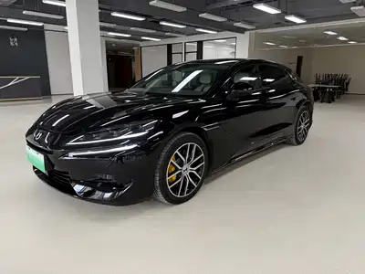 Denza Z9GT