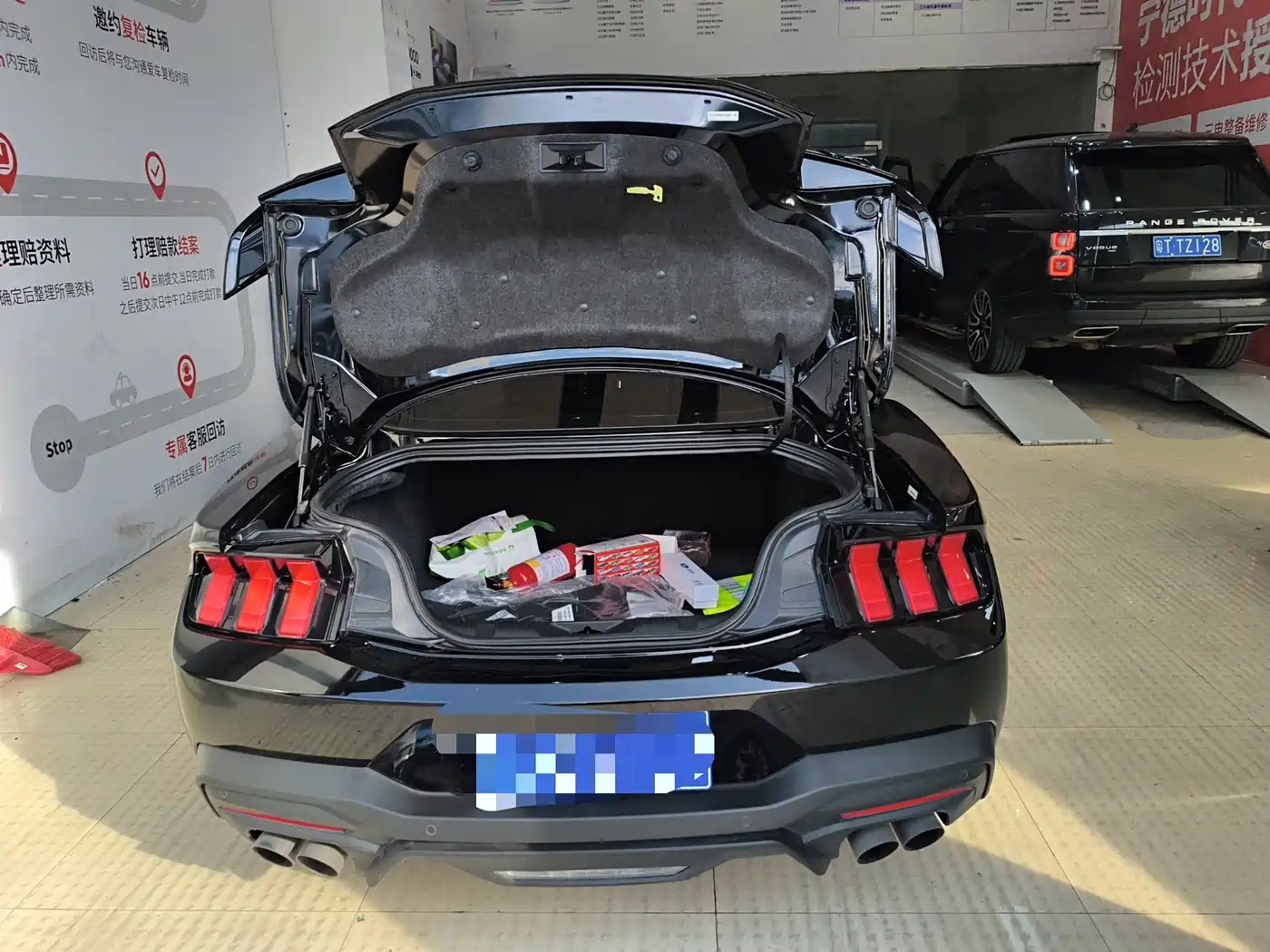 Ford Mustang 2025 2024 2.3T EcoBoost Coupe Performance Edition