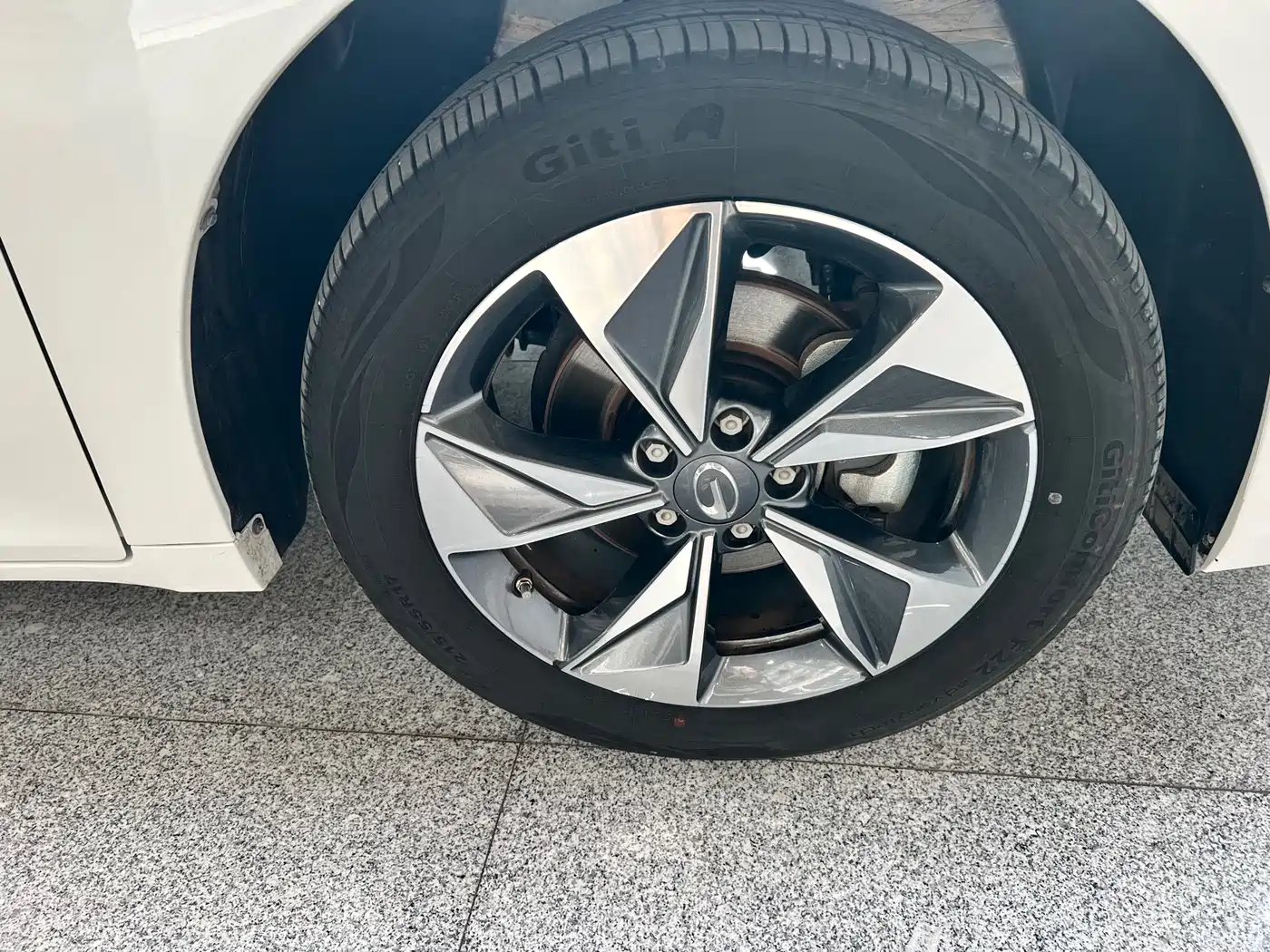 GAC Trumpchi Trumpchi M6 2023 PRO 270T DCT Luxury Edition фото 14