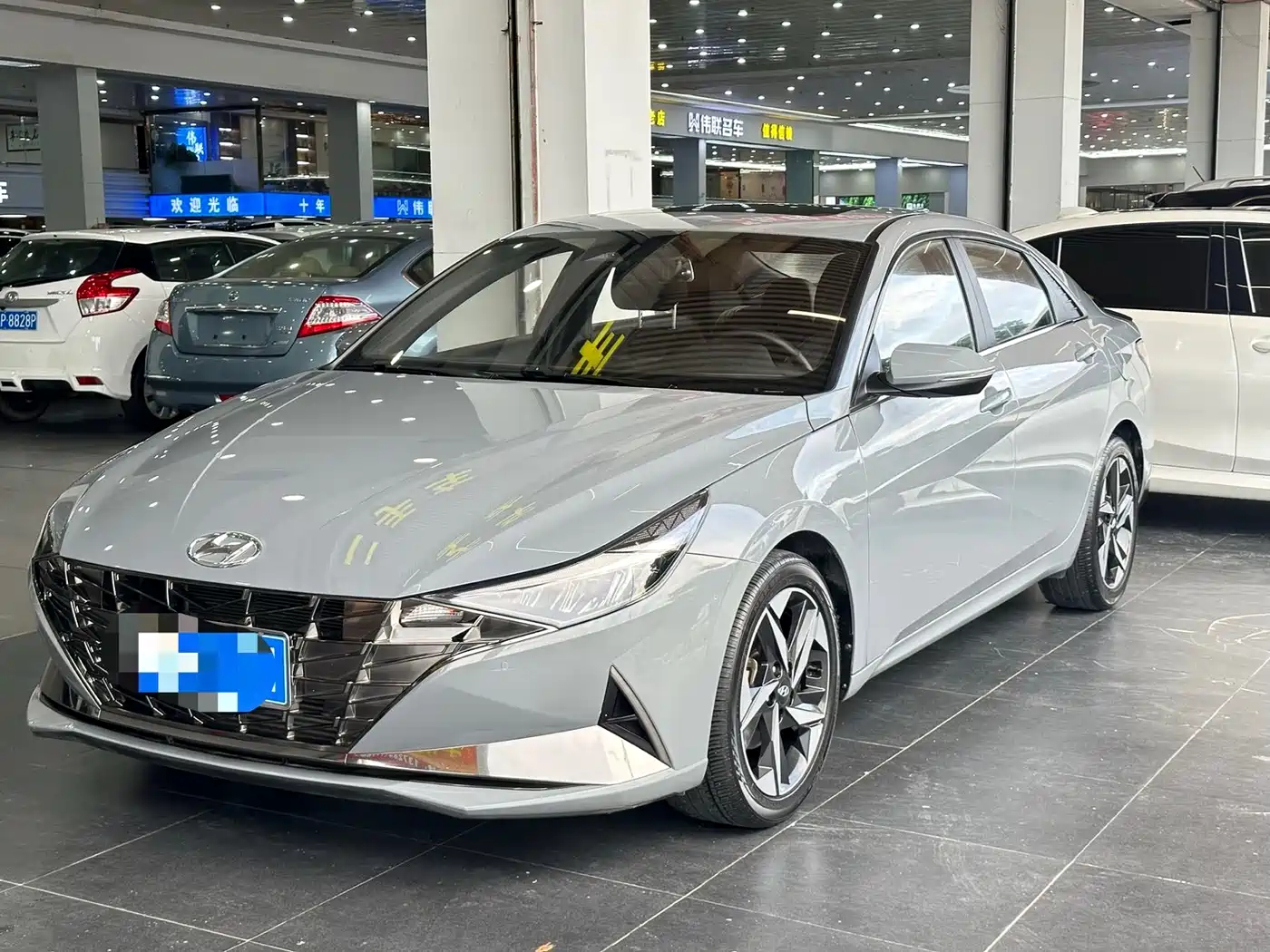 Hyundai Elantra 2022 240TGDi DCT LUX Premium Edition