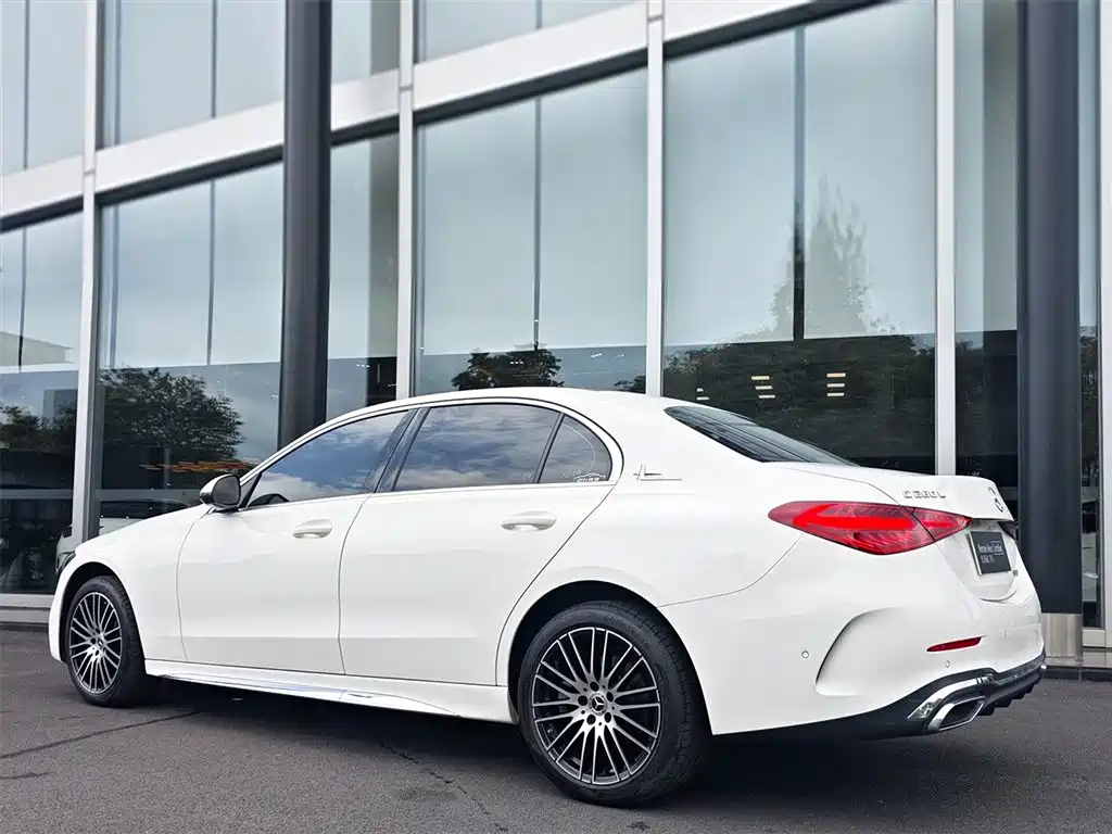 Mercedes-Benz C-Class 2025 C 260 L Sport Edition фото 2