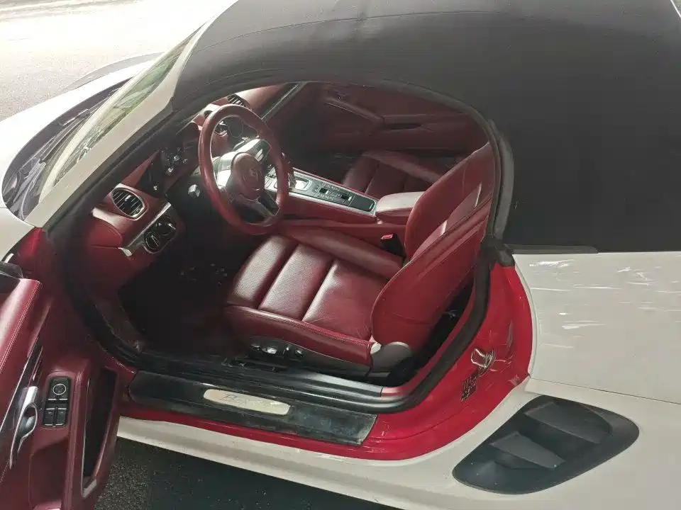 Photo 5 - Porsche 718