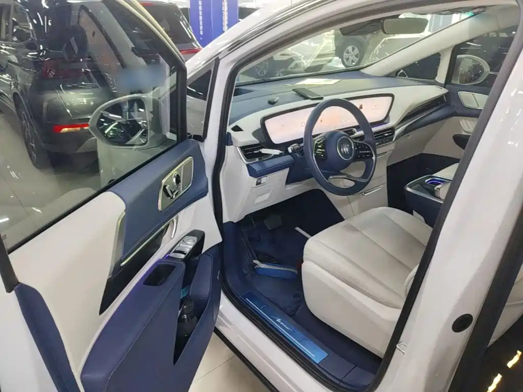 Buick Century 2025 2025 2.0T 7-Seater World Edition