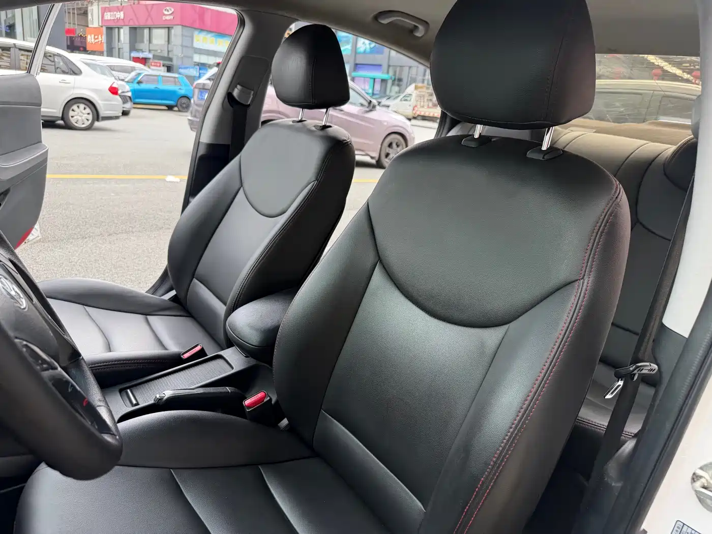 Hyundai Langdong 2016 1.6L Automatic Smart Edition фото 29