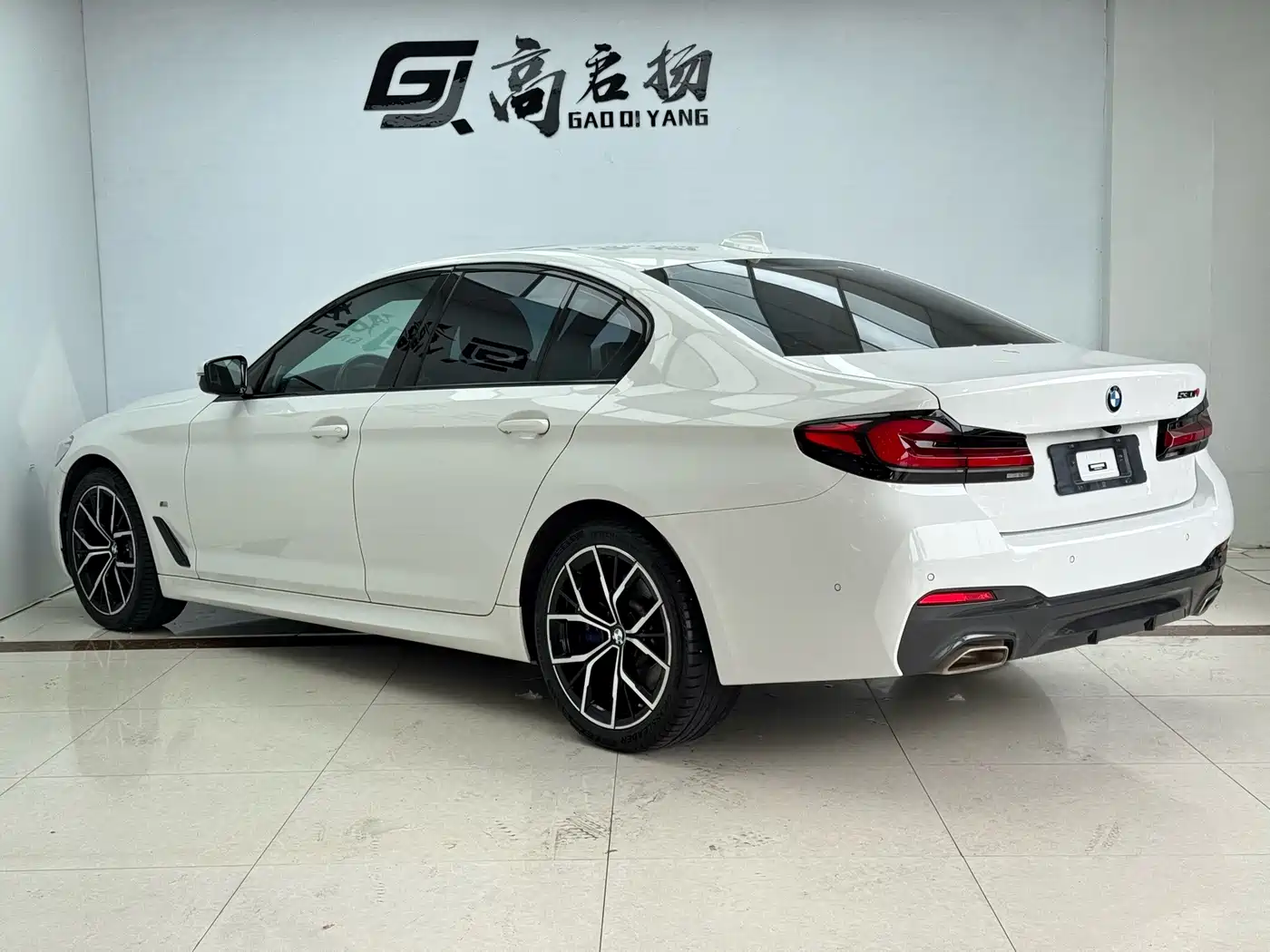 Фото 28 - BMW 5 Series (Import)