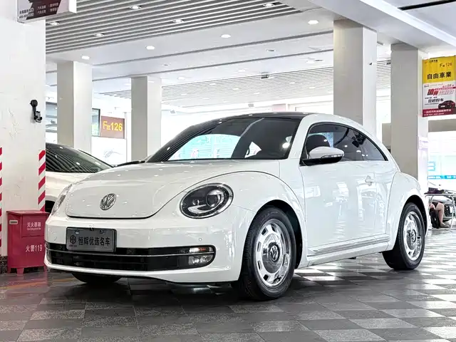 VOLKSWAGEN BEETLE