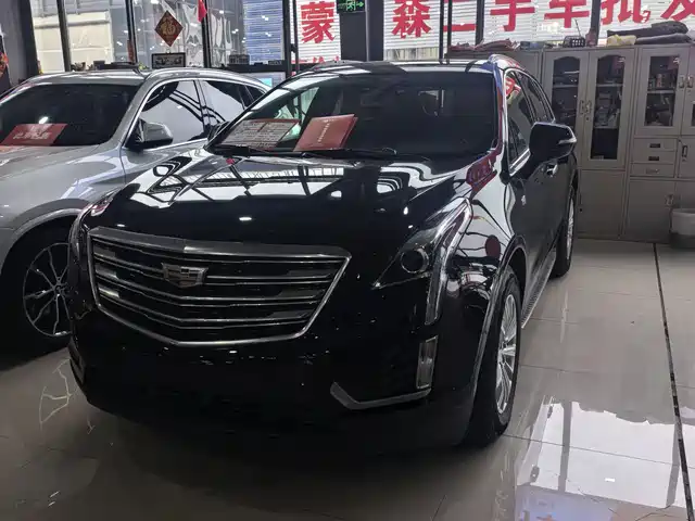 CADILLAC XT5