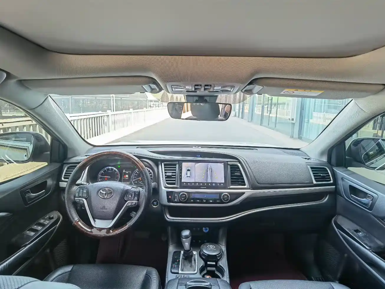 Toyota Highlander 2021 2.0T AWD Premium 7-Seater фото 8