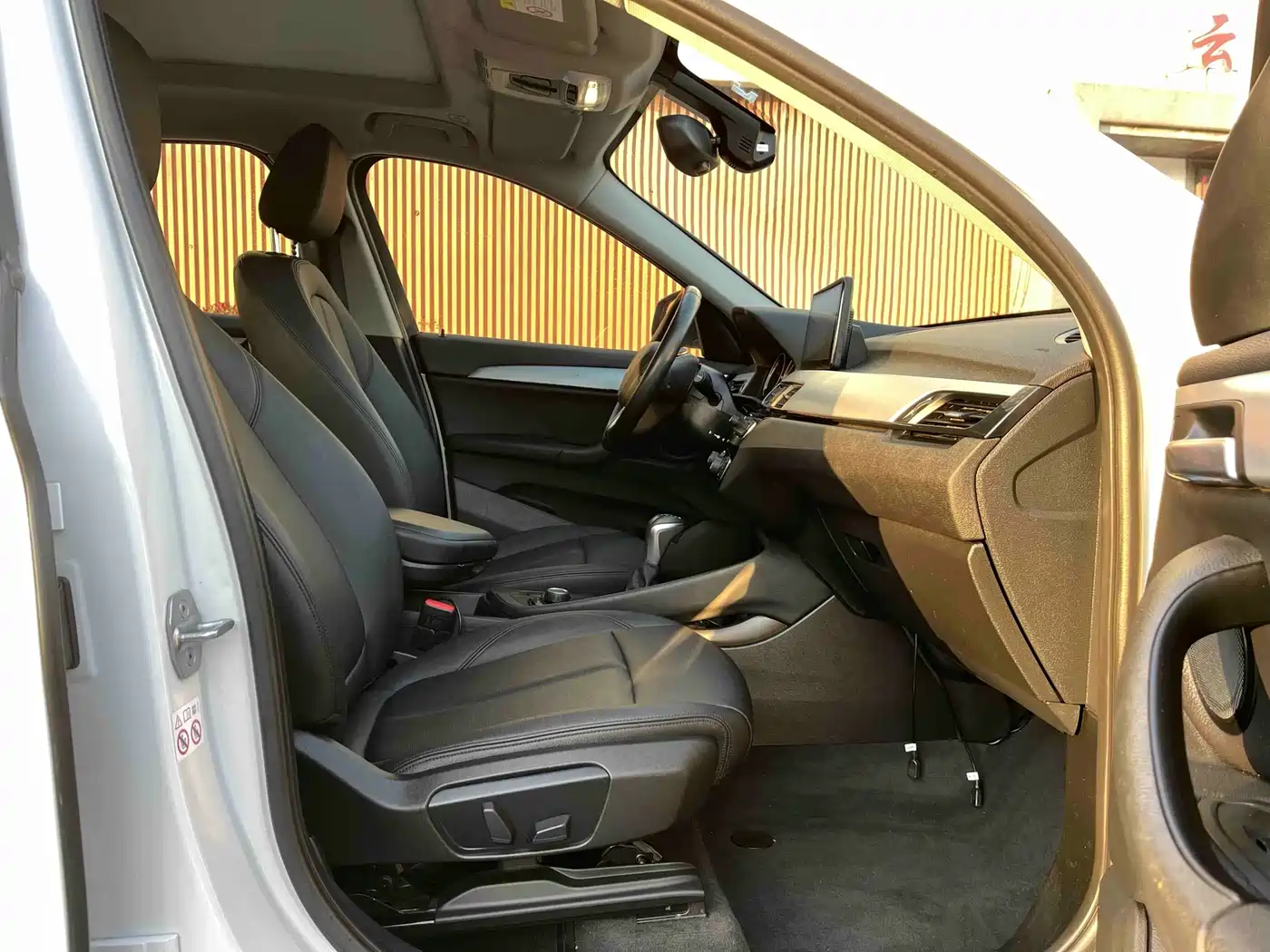 BMW X1 2019 sDrive20Li Leading Model фото 11