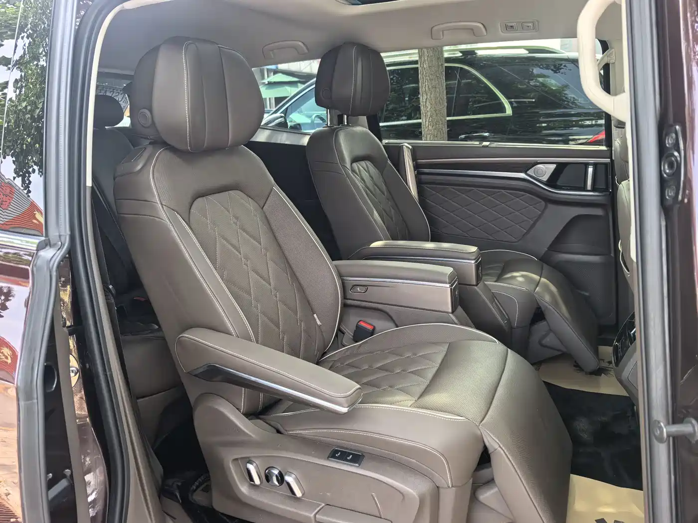 Volkswagen Viloran 2020 380TSI Flagship Edition фото 8