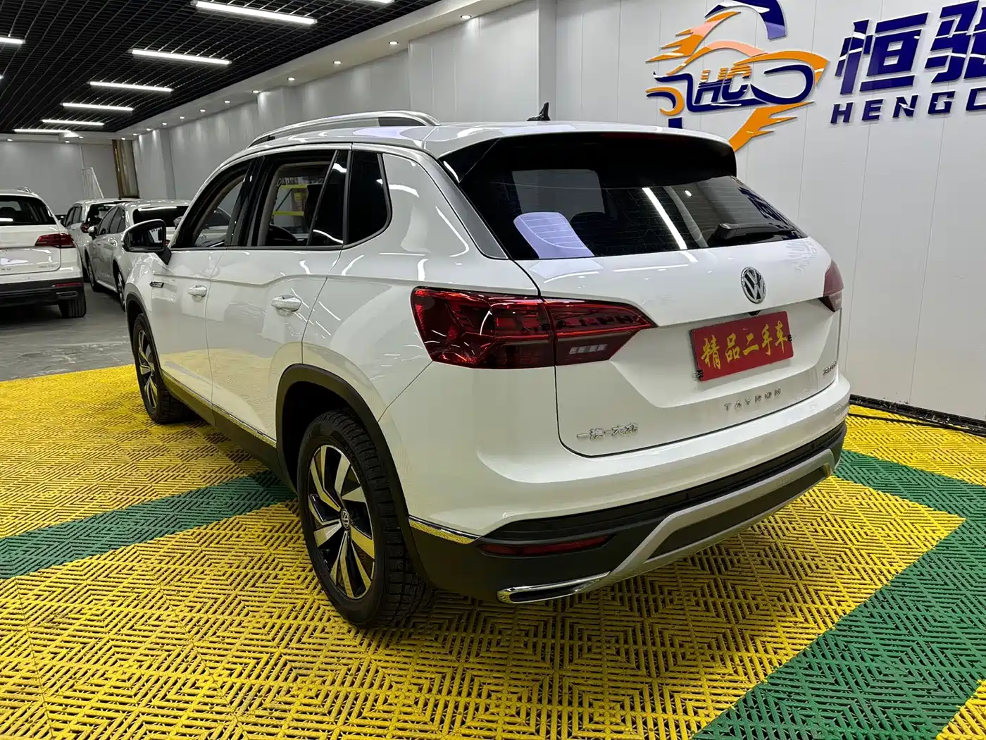Volkswagen Tayron 2022 280TSI 2WD Luxury Smart Connect Edition фото 6