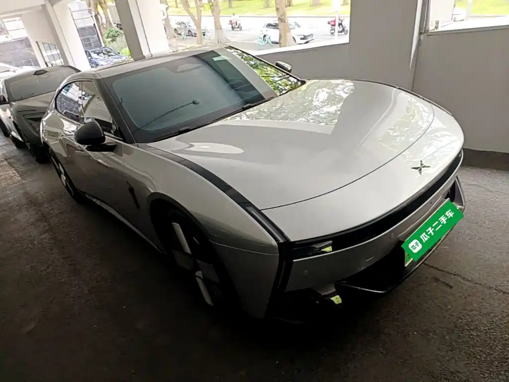 XPeng P7 2025 2025 820km Extended Range Edition