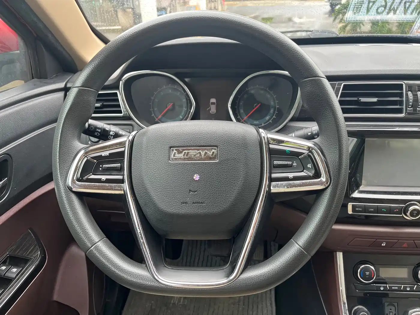 Lifan Maiwei 2017 2016 1.5L Automatic Premium