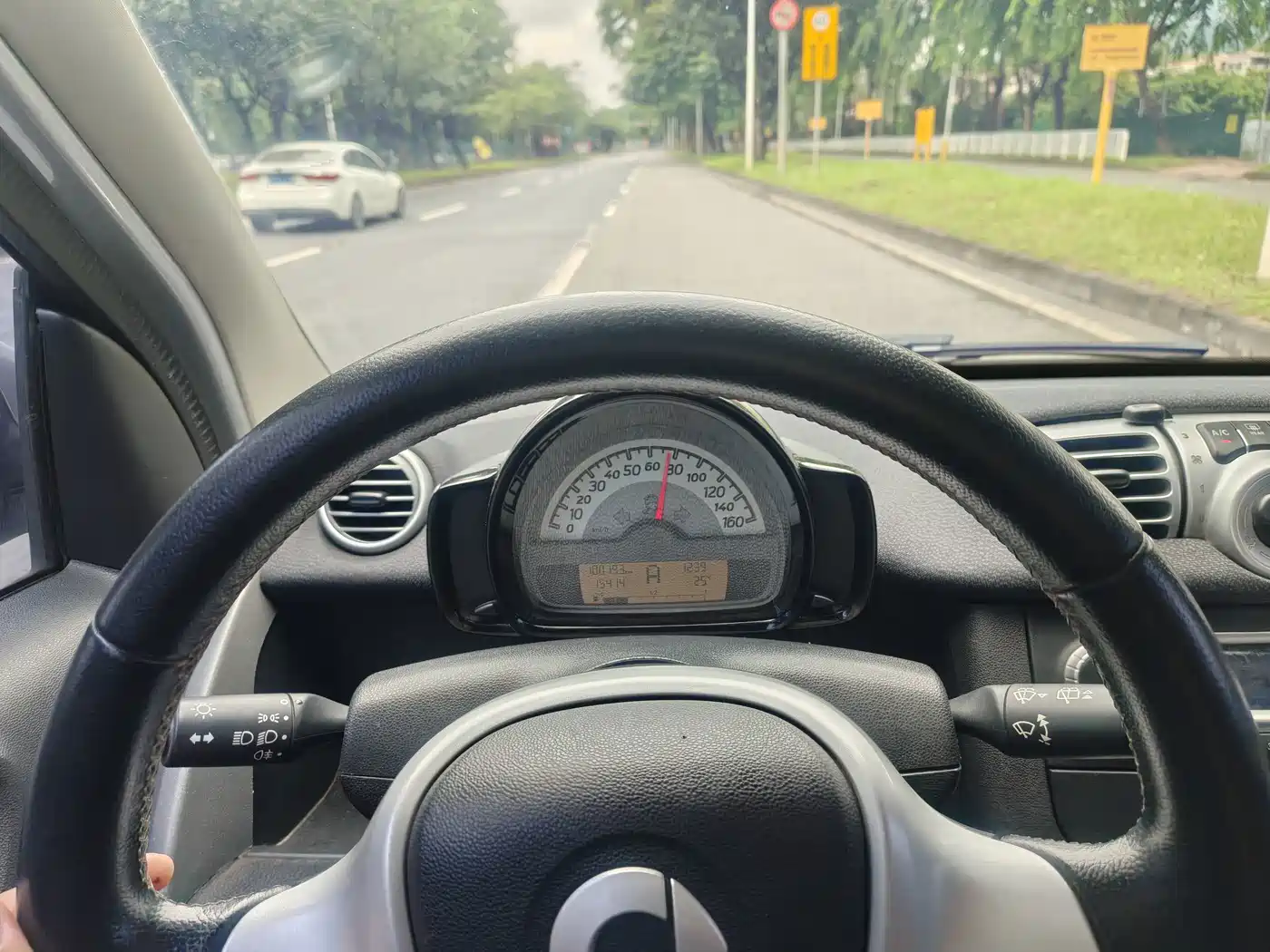 smart fortwo 2013 2013 1.0 MHD Hardtop Urban Ranger Special Edition
