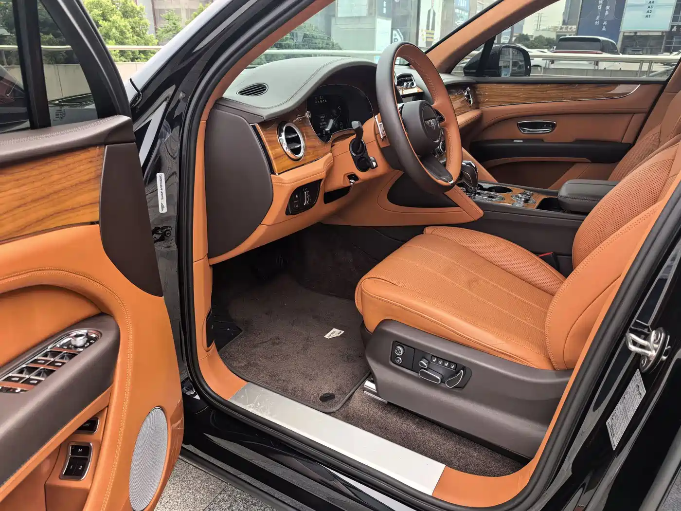 Bentley Bentayga 2024 2022 4.0T V8
