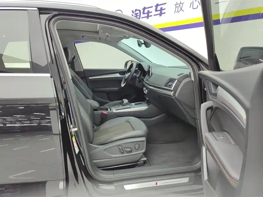 Audi Q5L 2018 45 TFSI Exclusive Fashion (China V) фото 8