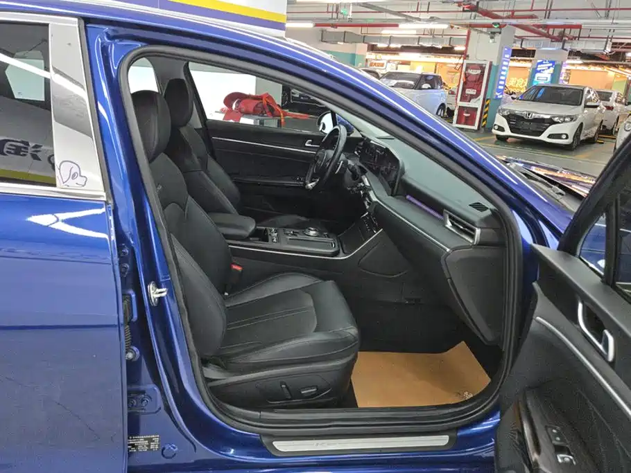 Kia K5 2022 2021 380T GT-Line Flagship Edition