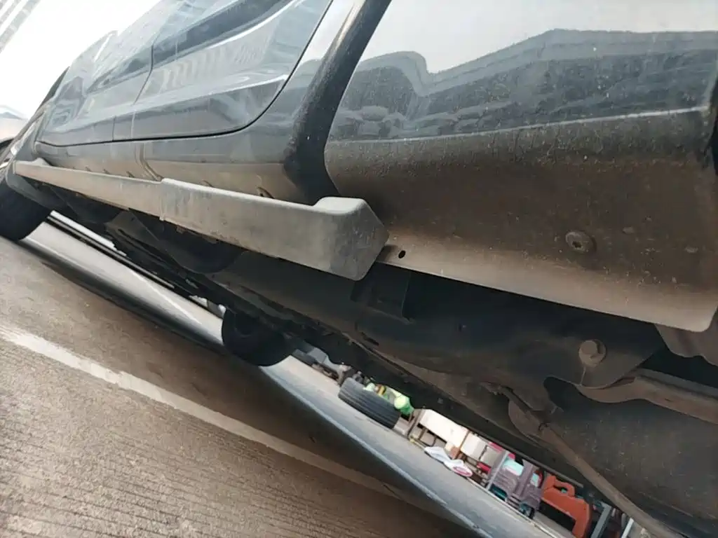 Maxus Maxus T70 2023 2021 2.0T Diesel Manual 2WD Elite Long Box High Chassis