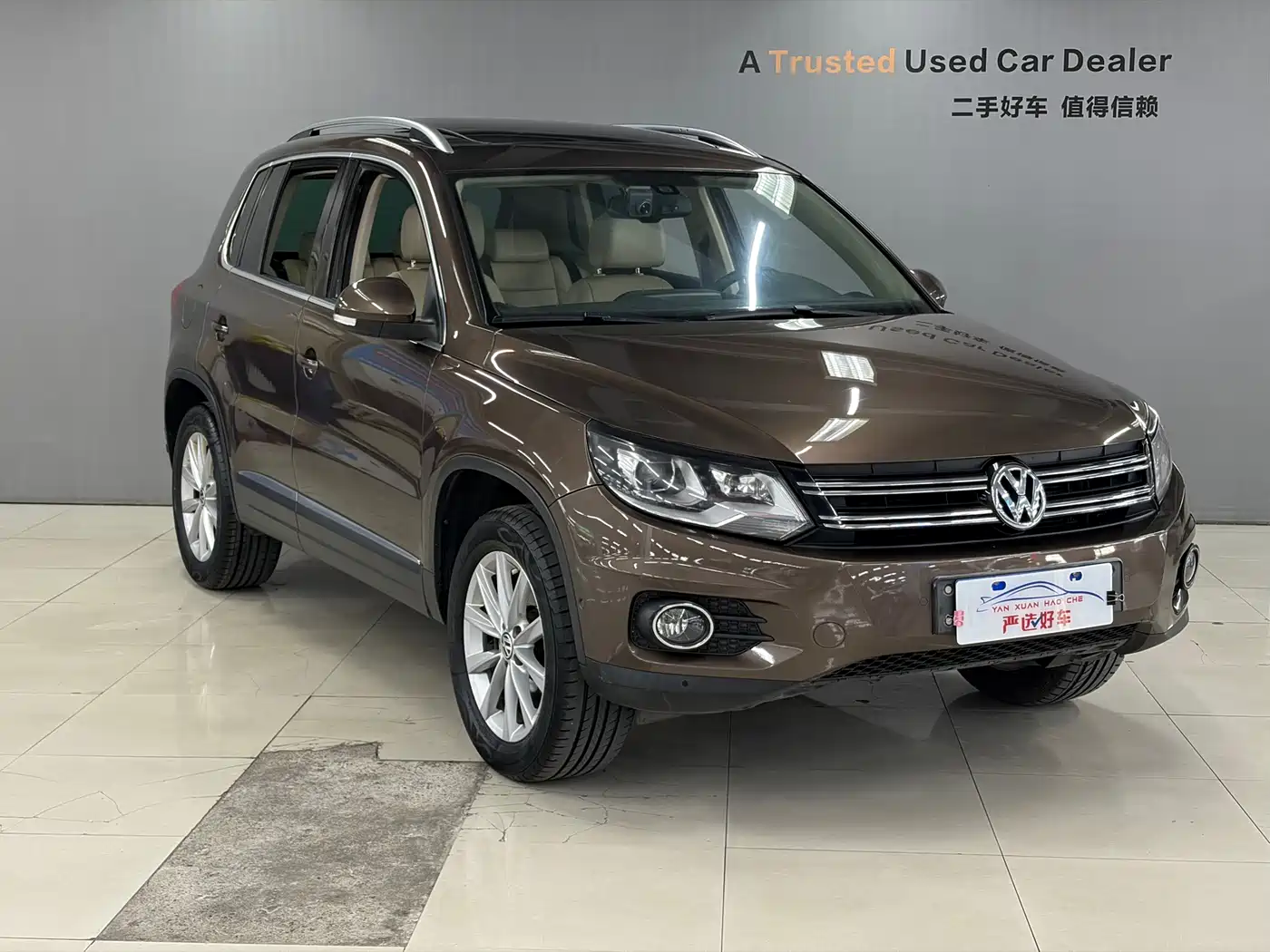 Volkswagen Tiguan 2012 2.0TSI Comfort фото 3