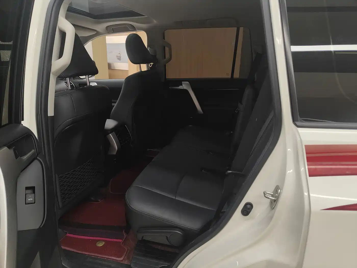 Toyota Prado 2019 3.5L Automatic TX-L Zunxiang Edition with Rear-mounted Spare Tire фото 4
