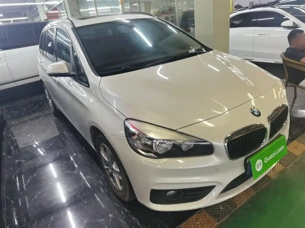 BMW 2 Series Gran Tourer 2015 218i Leading фото 4