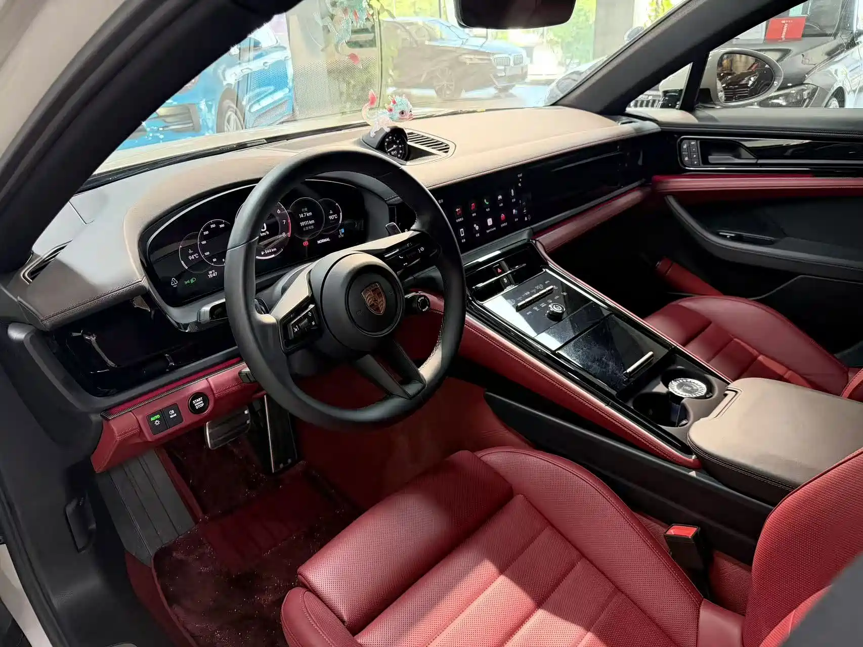 Photo 7 - Porsche Panamera