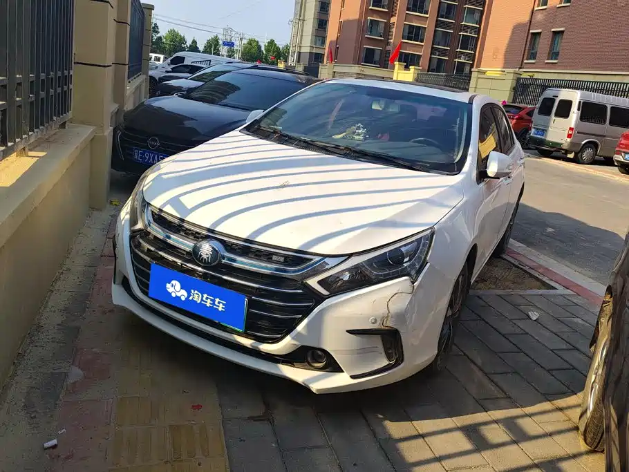 BYD Qin New Energy 2018 2018 1.5T Smart Elite
