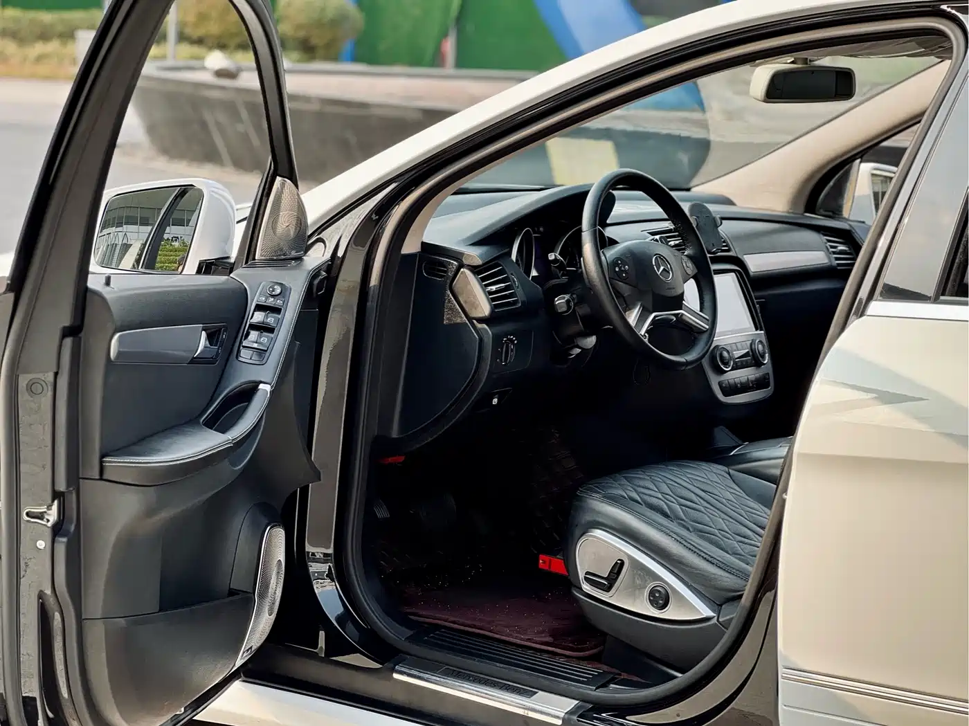 Mercedes-Benz R-Class 2011 R 300 L Business Class фото 5