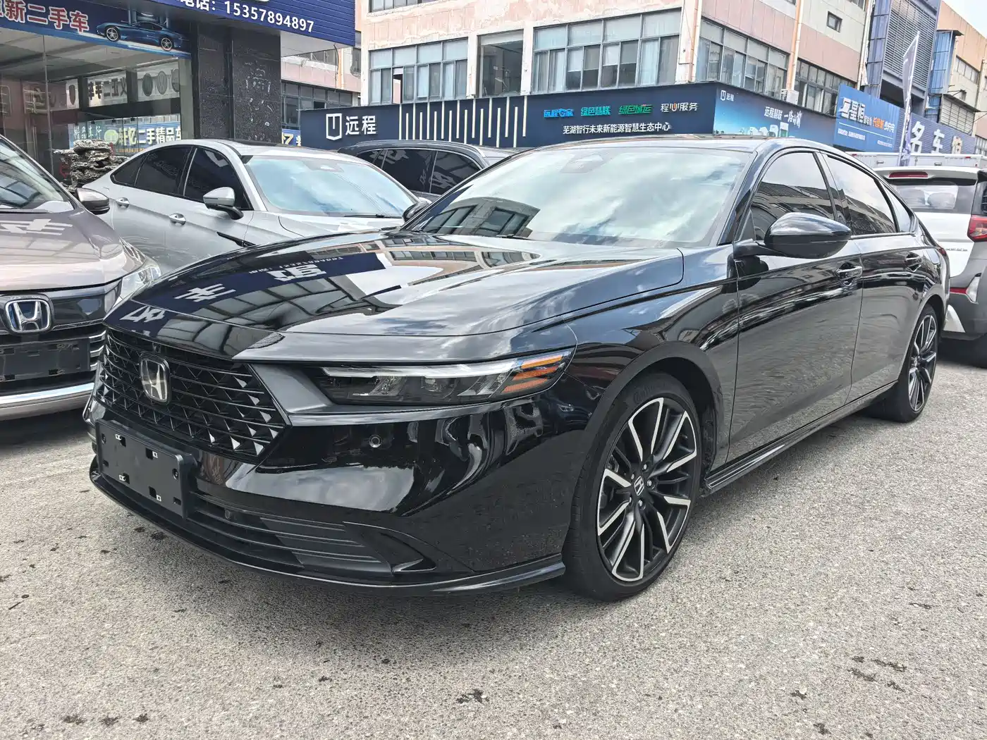 Honda Accord 2023 260TURBO Flagship Edition 1