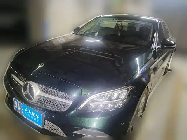 Mercedes-Benz C-Class 2020 Facelift C 200 L Fashion Sport Version — фото 1