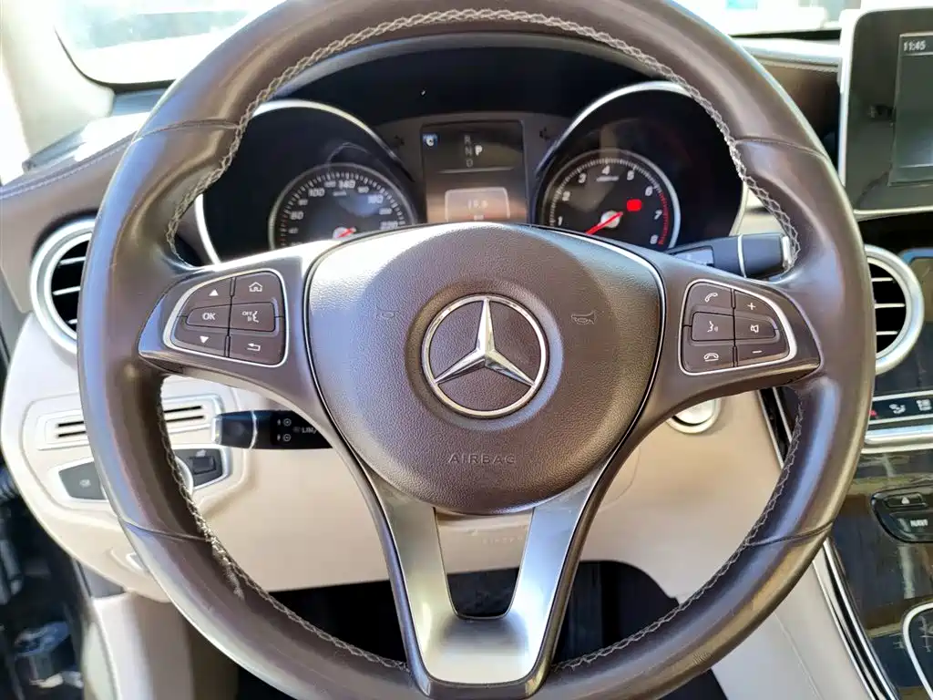 Mercedes-Benz GLC 2019 GLC 260 L 4MATIC Dynamic фото 12