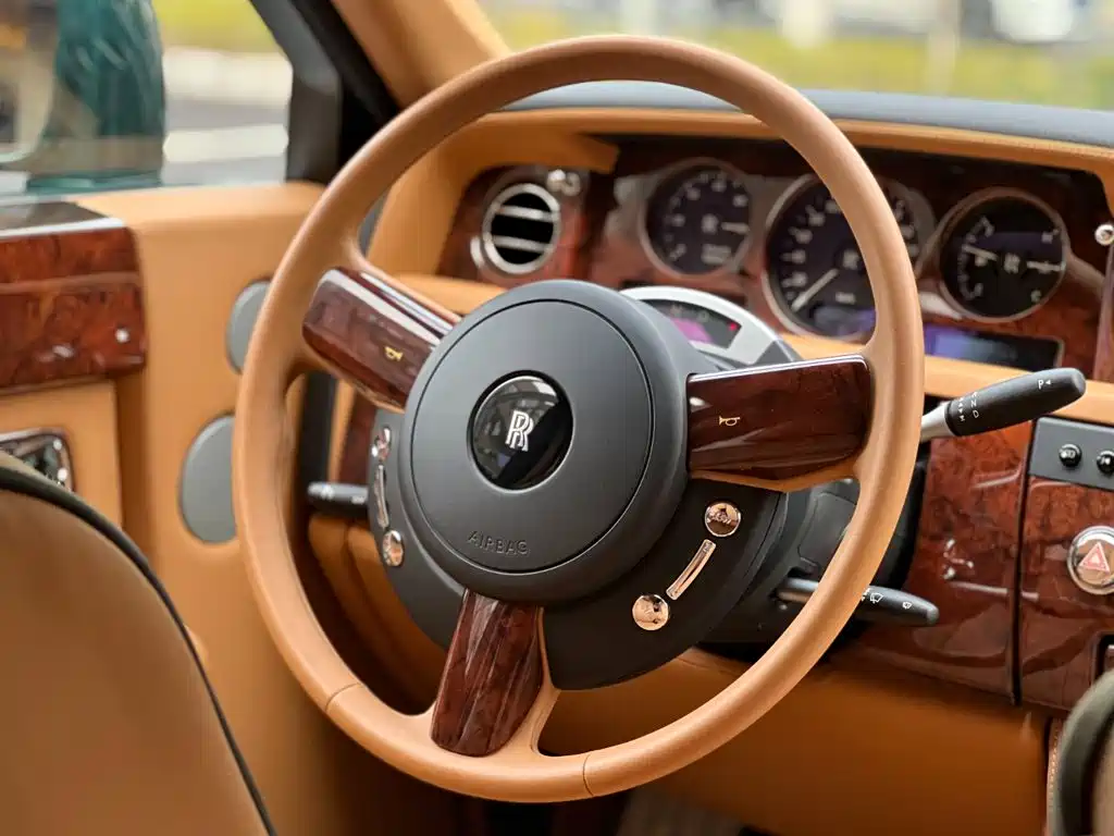 Rolls-Royce Phantom 2014 2013 6.7L Extended Wheelbase (EWB)