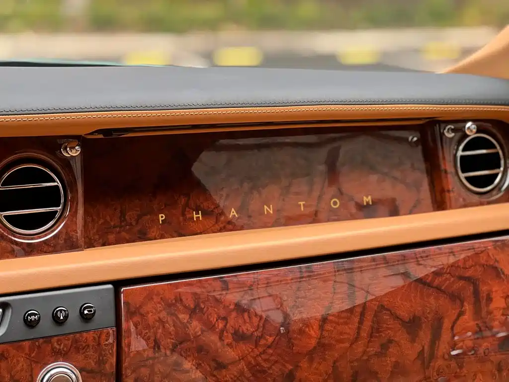 Rolls-Royce Phantom 2014 2013 6.7L Extended Wheelbase (EWB)