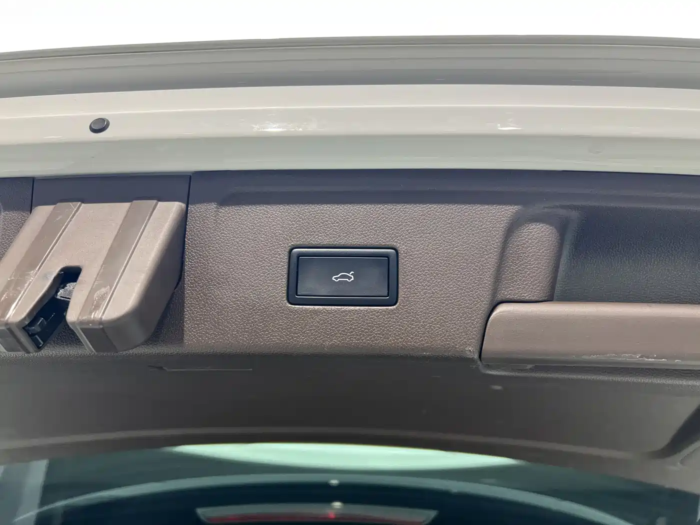 Volkswagen Viloran 2020 330TSI Luxury Edition фото 20