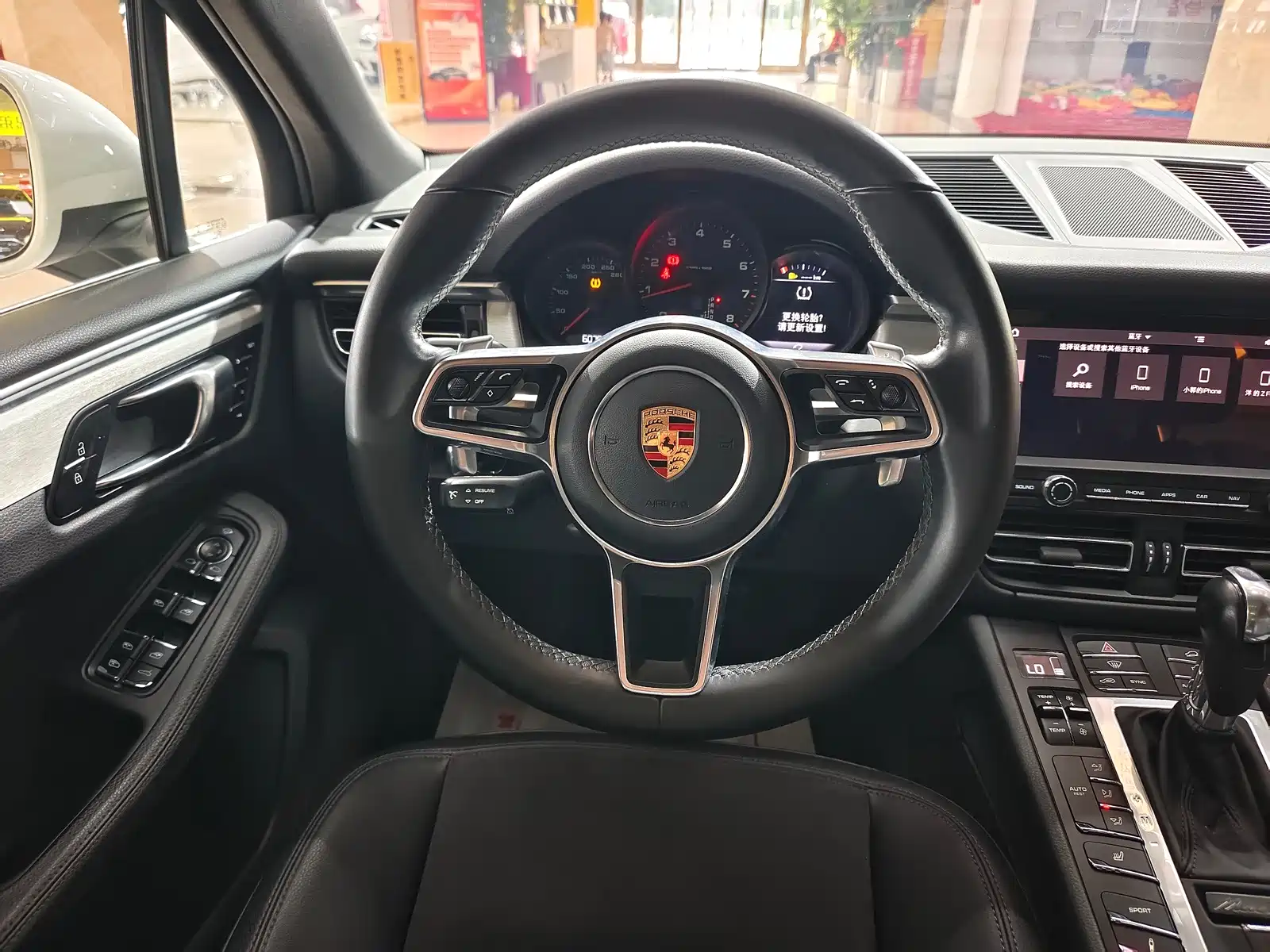 Фото 6 - Porsche Macan