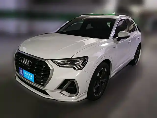 Audi Q3 2022 35 TFSI Fashion Dynamic — фото 1