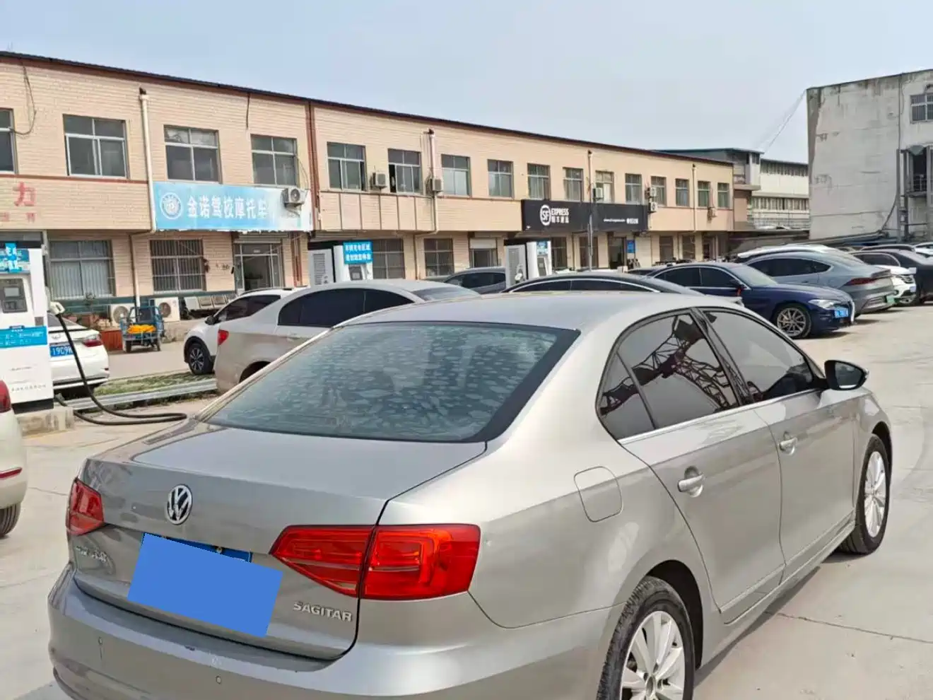 Volkswagen Sagitar 2017 1.6L Automatic Comfort фото 5