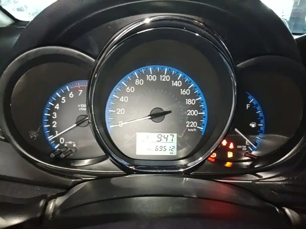 Toyota Vios FS 2017 1.5L CVT Fengchi Edition фото 12