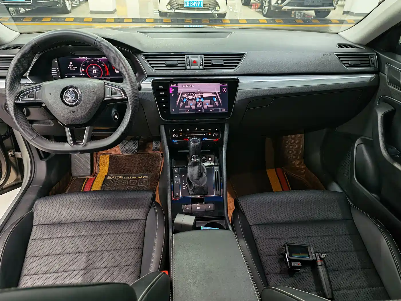 صورة 5 - Škoda Superb