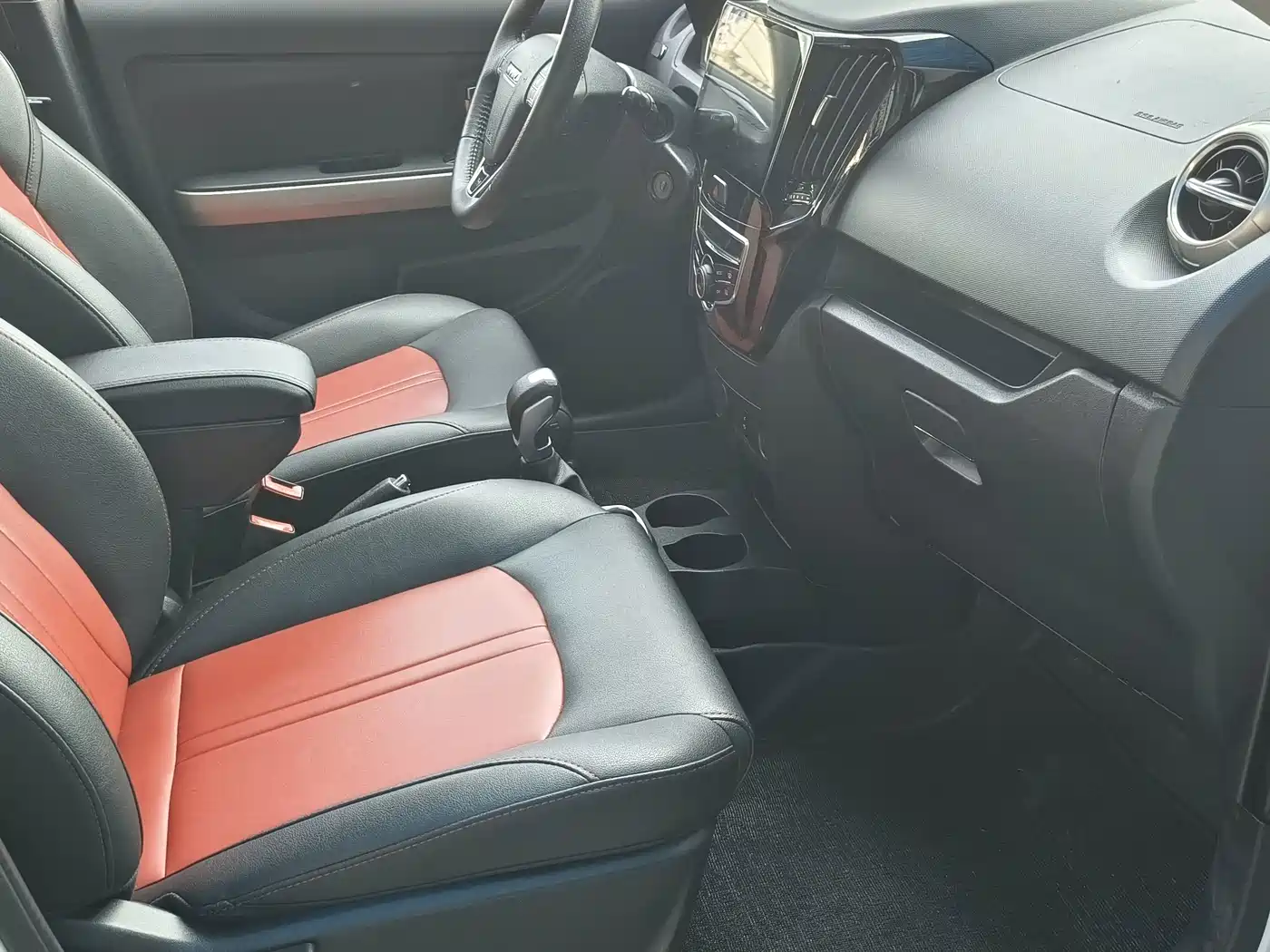 Haval H1 2016 2016 Red Label 1.5L AMT Luxury